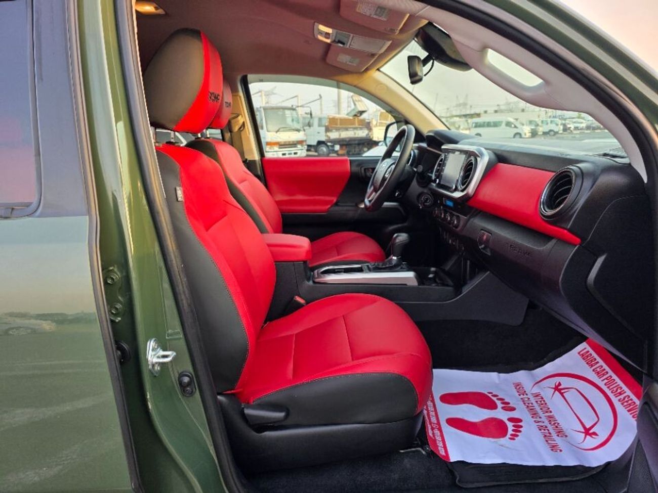 Toyota Tacoma 2021 Model 4x4 , leather seats with spacial off Road kits