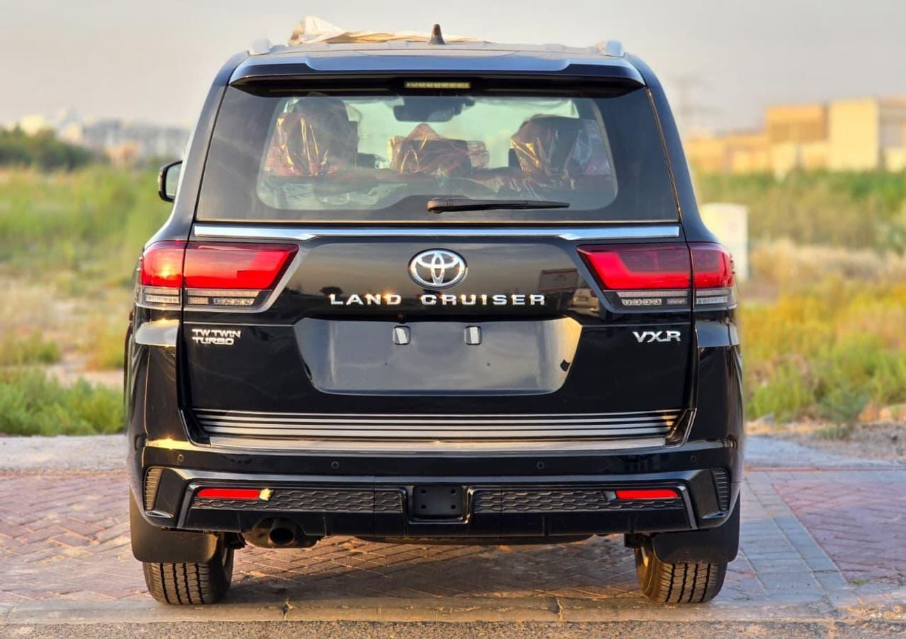 تويوتا لاند كروزر TOYOTA LANDCRUISER LC300 DIESEL 3.3L - TWEEN TURBO - VXR - RADAR - FULLY LOADED - 2026 MODEL - BLACK