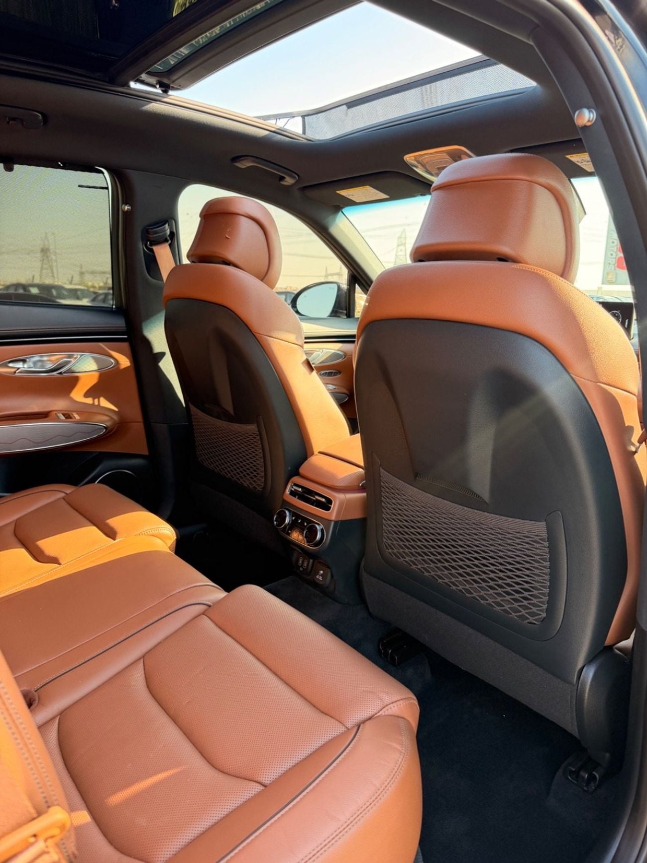 Genesis GV70 Genesis GV70 premium 4WD //  2023 panoramic, 360 camera// low kilometers full option