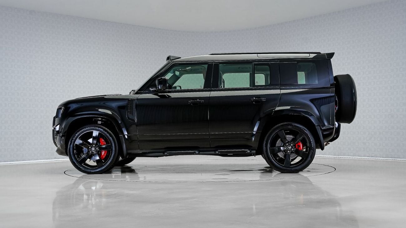 Land Rover Defender P400 110 S 3.0L (5 Seater) Widetrack | AED 5,900 PM | 22in Wheels, Lightbar, GCC | Special Offer
