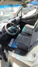 Peugeot Partner chiller van