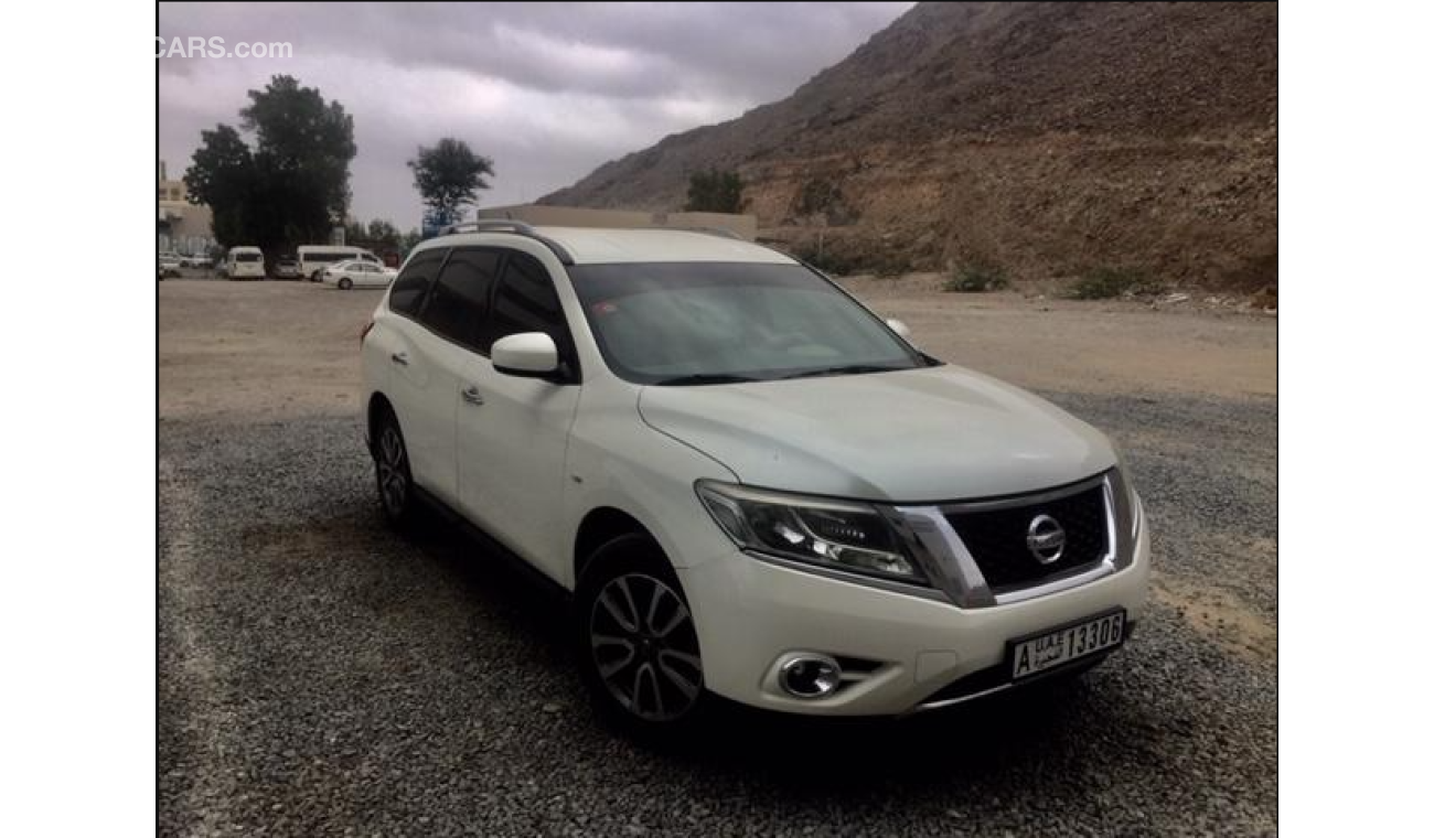 Nissan Pathfinder SUV