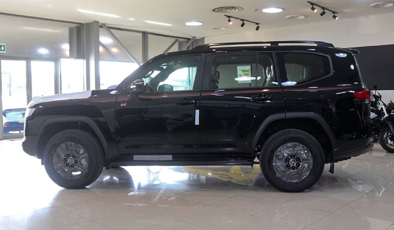 تويوتا لاند كروزر 2026 Model Toyota Land Cruiser (LC300) GR-Sport, 3.5 Petrol 4WD 10A/T