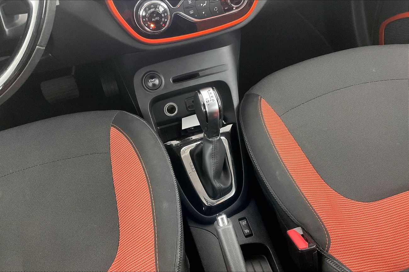 Renault Captur LE | Guaranteed Warranty | 0 Down Payment