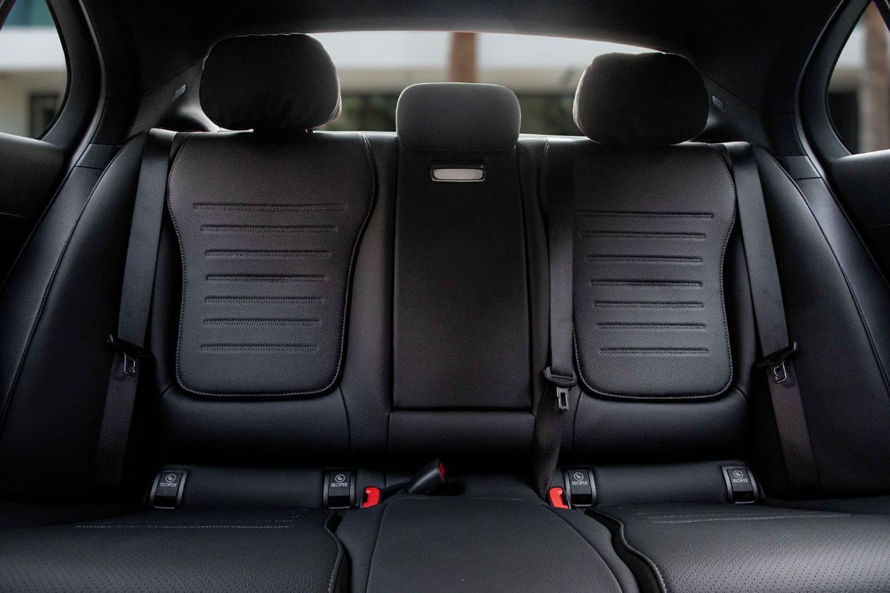 Mercedes-Benz C 200 C200 | 3,134 P.M | 0% Downpayment | Cooling Seats | Warranty | Sunroof!