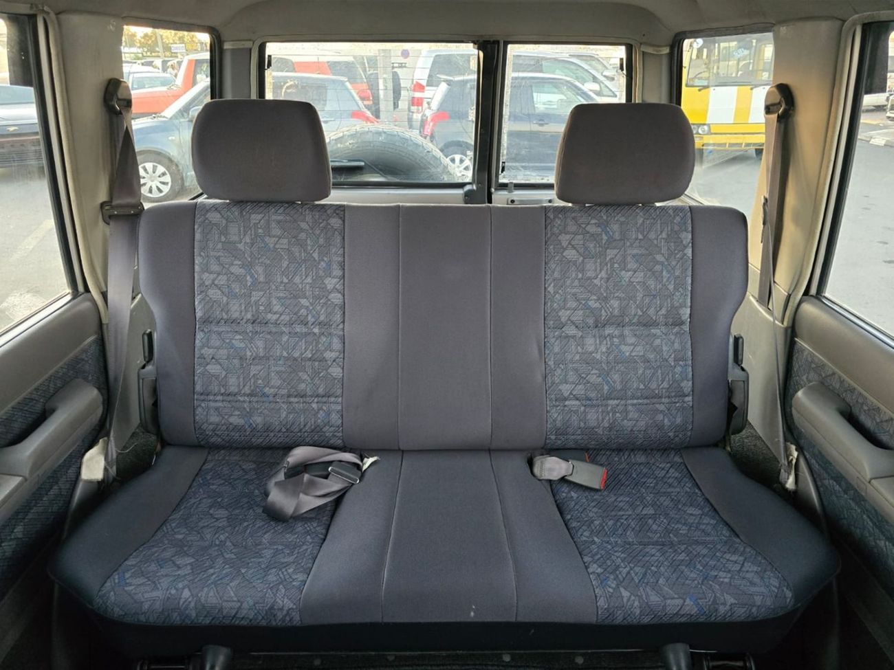 تويوتا لاند كروزر TOYOTA LAND CRUISER SUV RHD 2001 MODEL 4.1 L DIESEL MANUAL(PM03166)