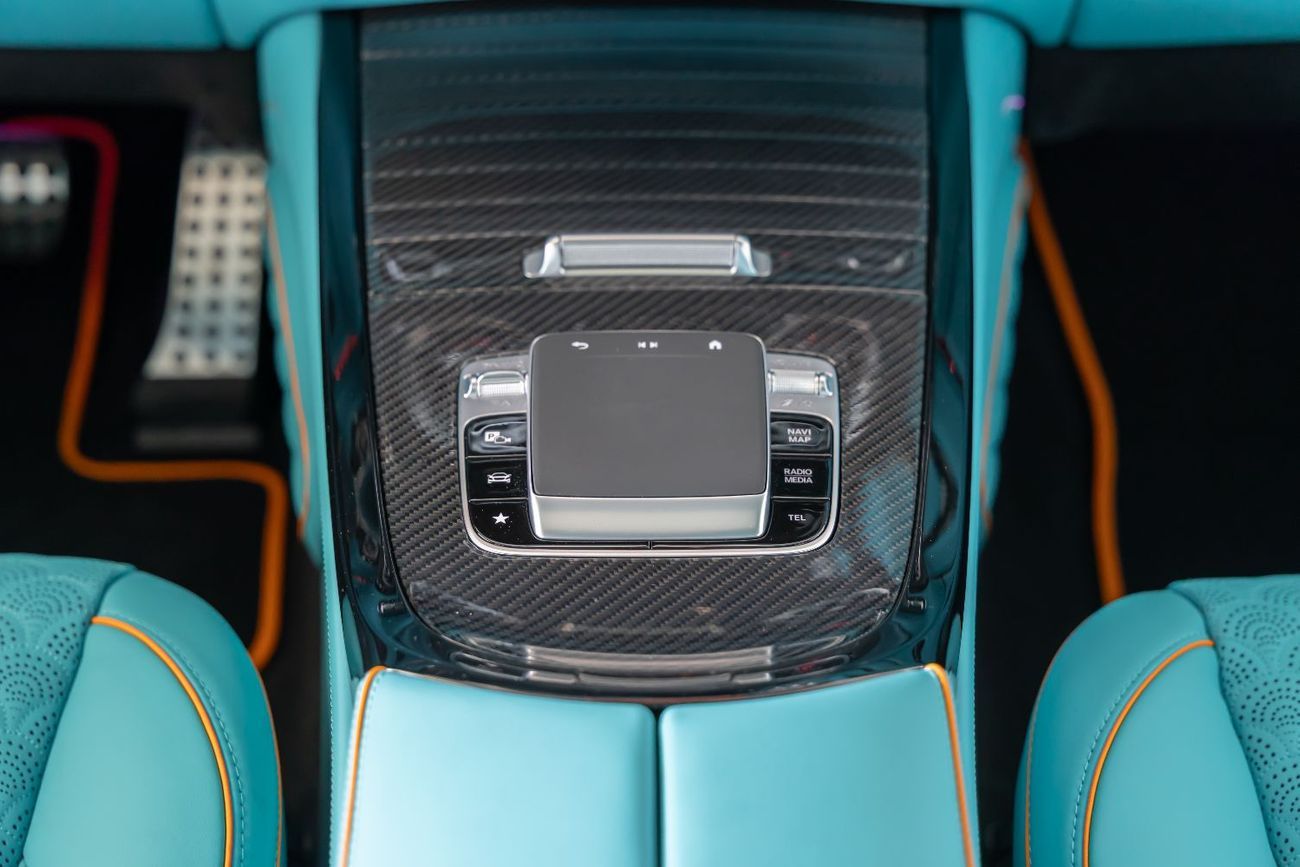 Mercedes-Benz G 63 AMG 4MATIC SUV BRABUS Kit 800 | Carbon Fiber Interior  Exterior | Star Light Roof | Mercedes-Benz G-Clas