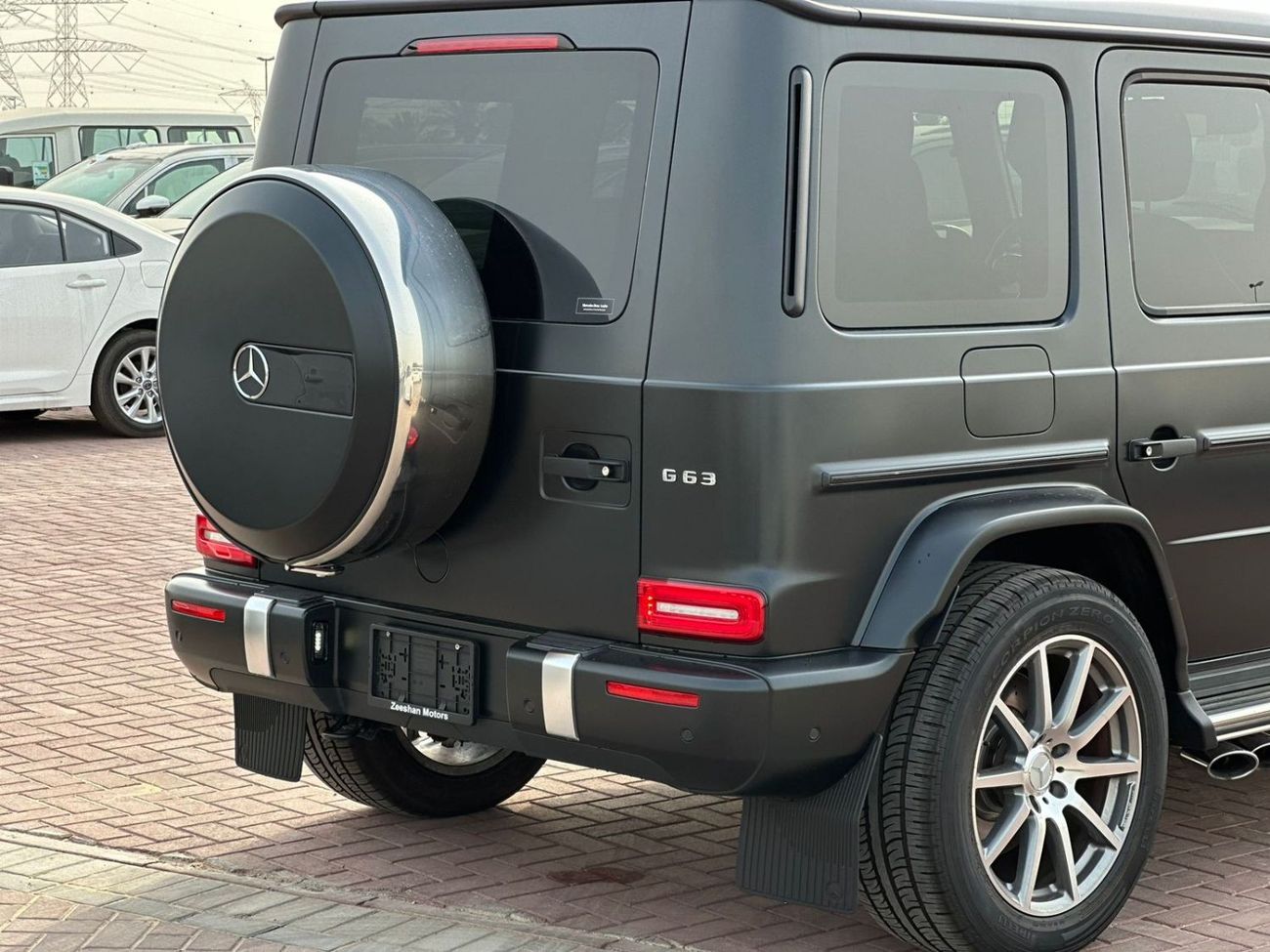 Mercedes-Benz G 63 AMG Premium + MERCEDES BENZ G63 AMG 2022