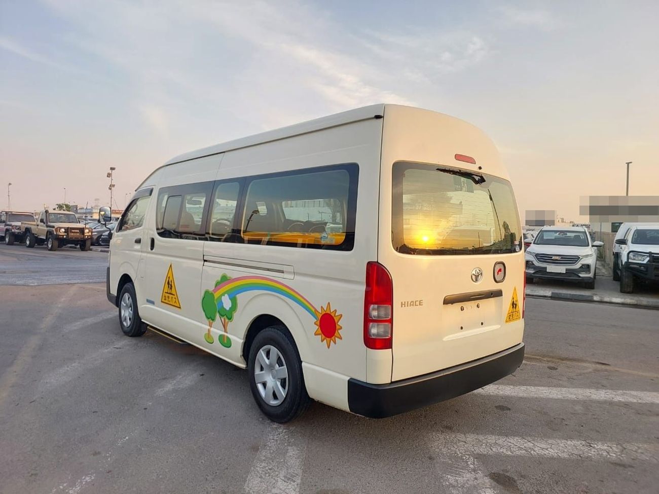 تويوتا هاياس TOYOTA HIACE COMMUTER VAN RHD 2014 MODEL 2.7 L PETROL AUTOMATIC(PM06274)