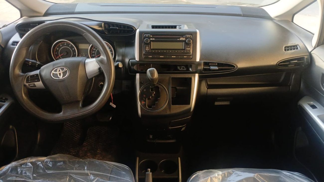Toyota Wish LEFT HAND VEHICLE 2WD AT 2.0L
