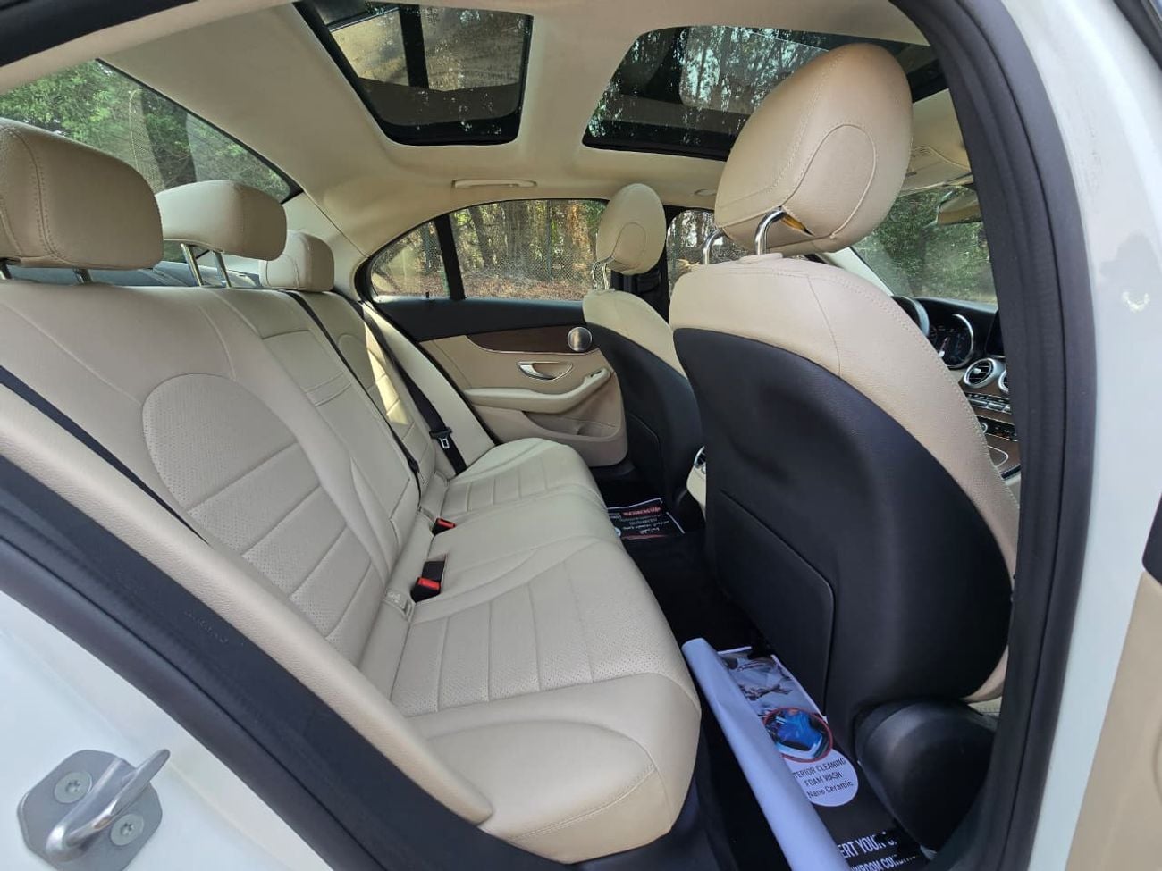 مرسيدس بنز C 300 Premium 2.0L