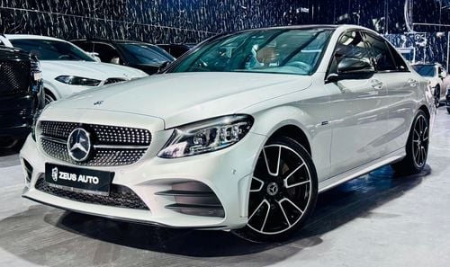 Mercedes Benz C300 STD AMG Pack 2.0L 2020 Mercedes-Benz C300e AMG Line with Full Gargash Service History