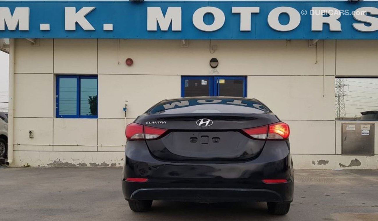 Hyundai Elantra HYUNDAI ELANTRA 2015