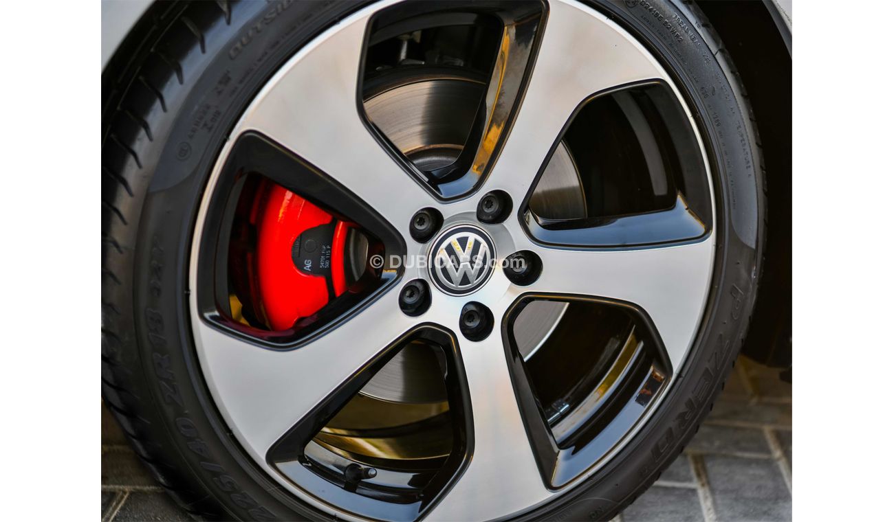 Volkswagen Golf GTI - 3 Y Warranty!I - GCC - AED 1,418 PER MONTH - 0% DOWNPAYMENT