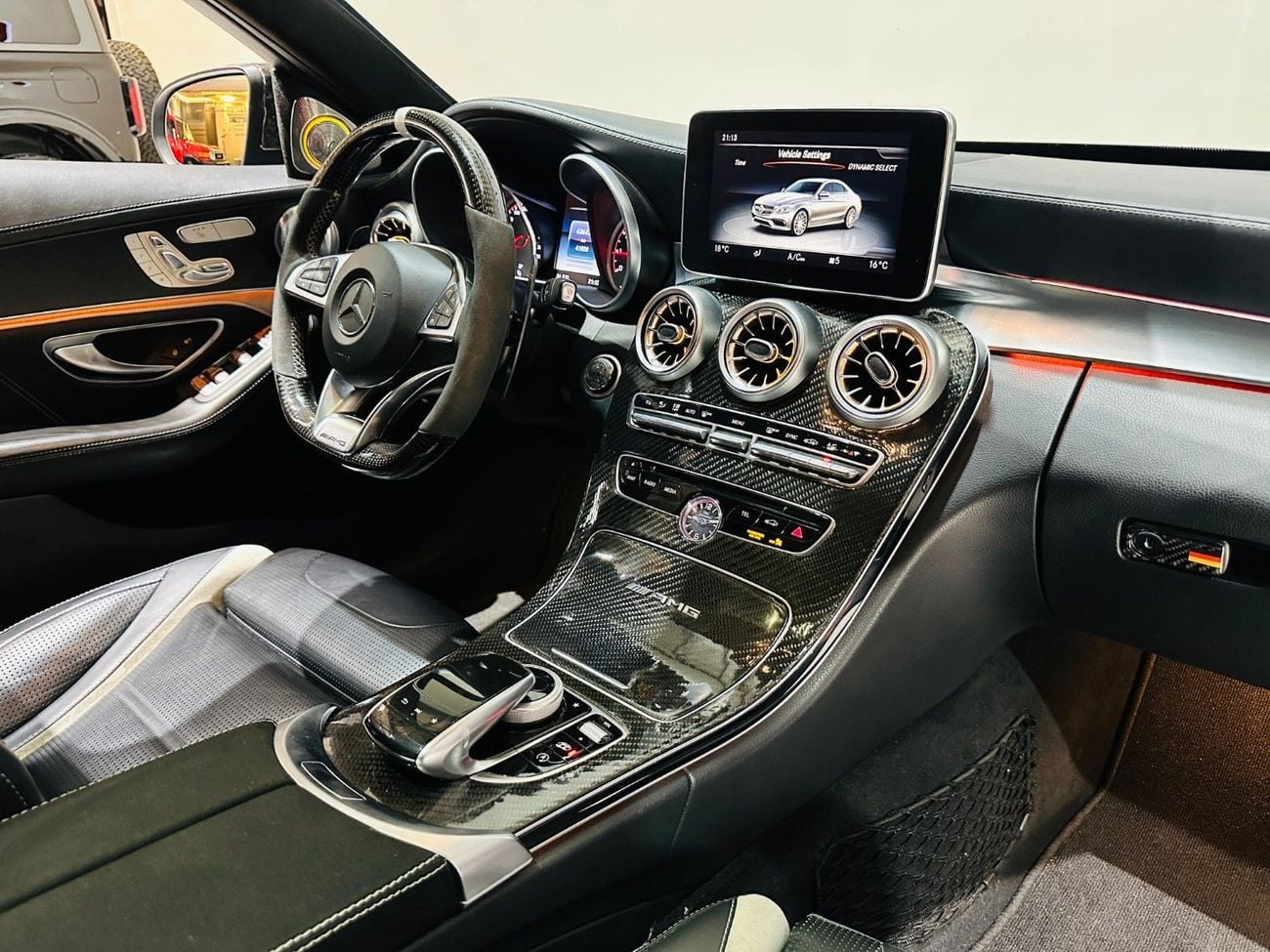مرسيدس بنز C 63 S