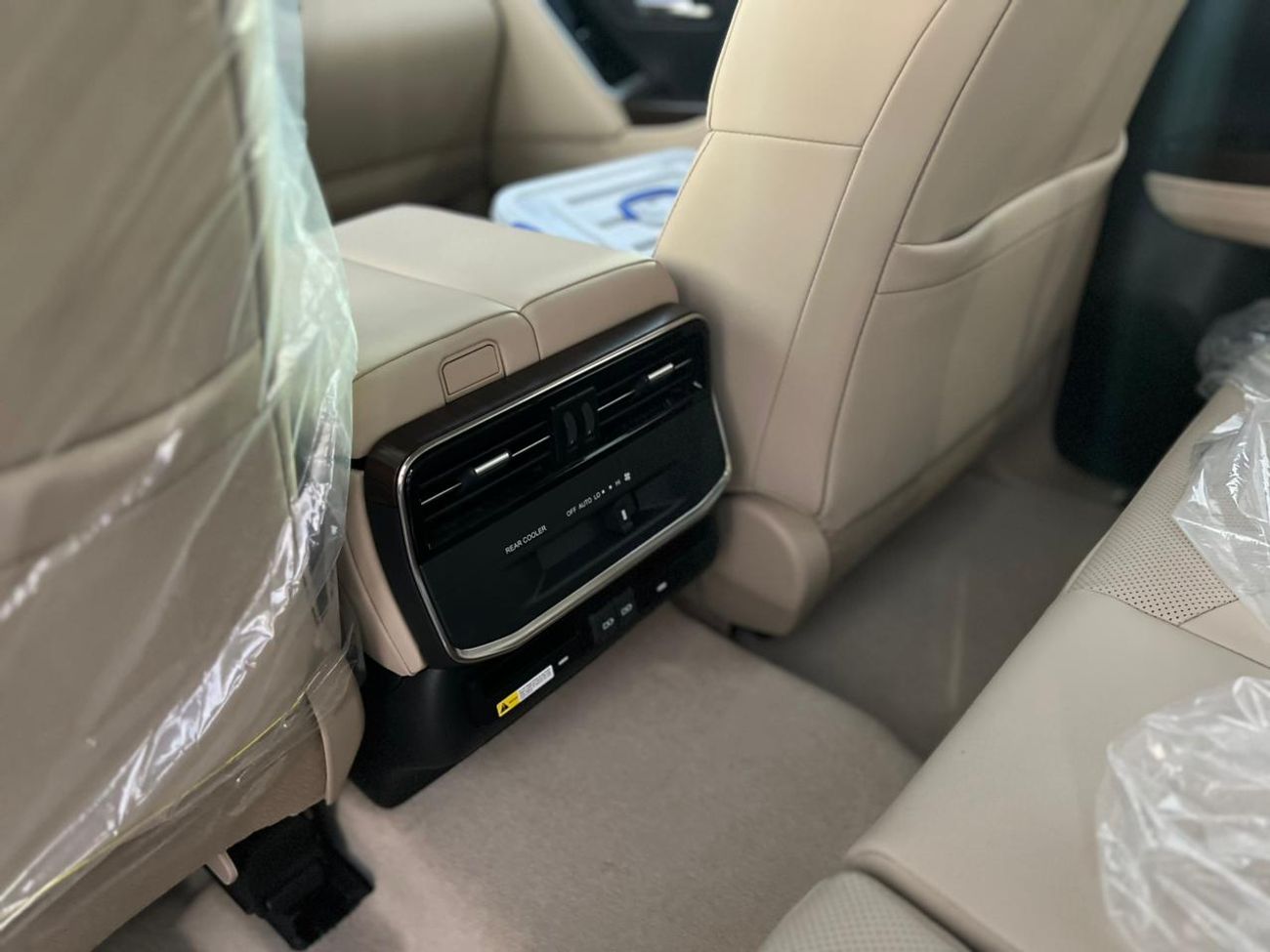 Toyota Land Cruiser EXPORT ONLY - 2025 LC300 GXR 4.0L