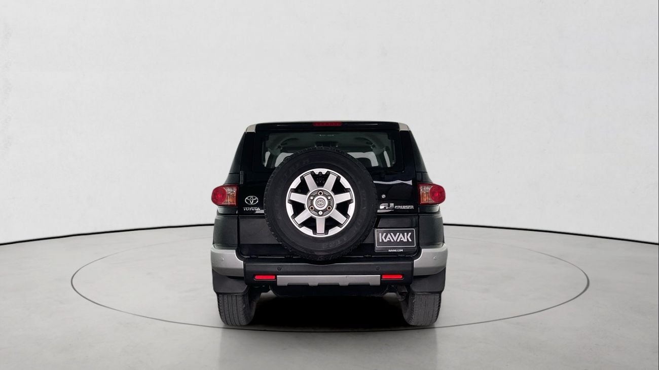 تويوتا إف جي كروزر GXR | شامل الضمان | 0 ﺪﻔﻋﺓ ﺃﻮﻟﻯ