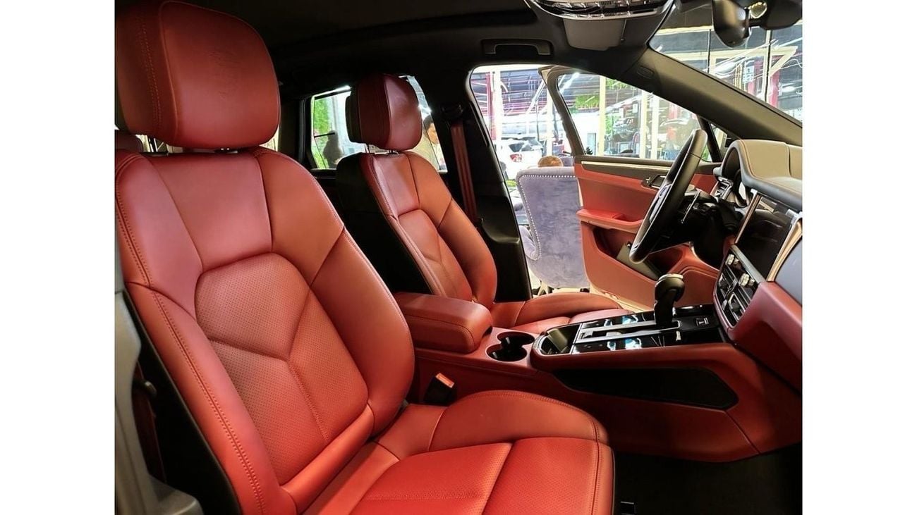 بورش ماكان Macan T 2024 GCC / Dealer Warranty