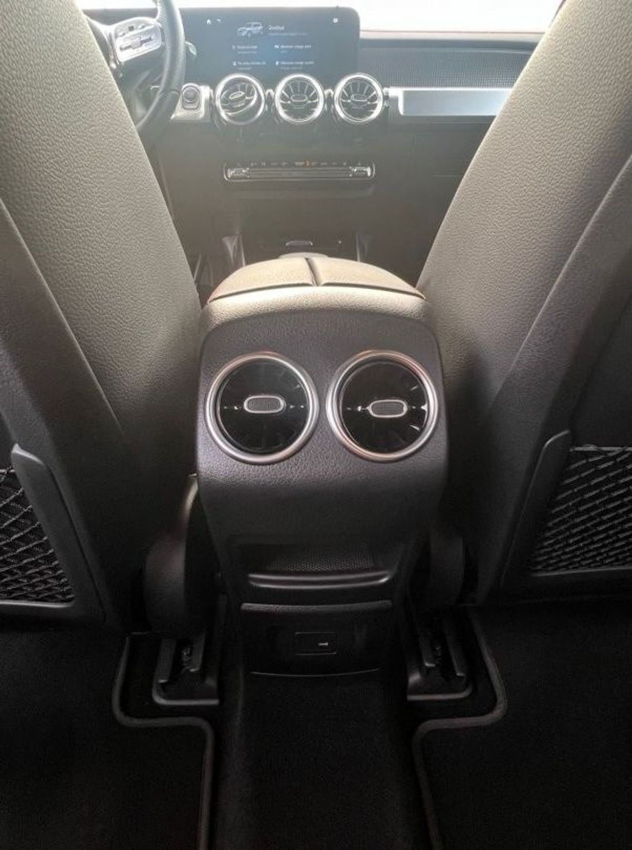 Mercedes-Benz EQB 300 Mercedes-Benz EQB300 4MATIC