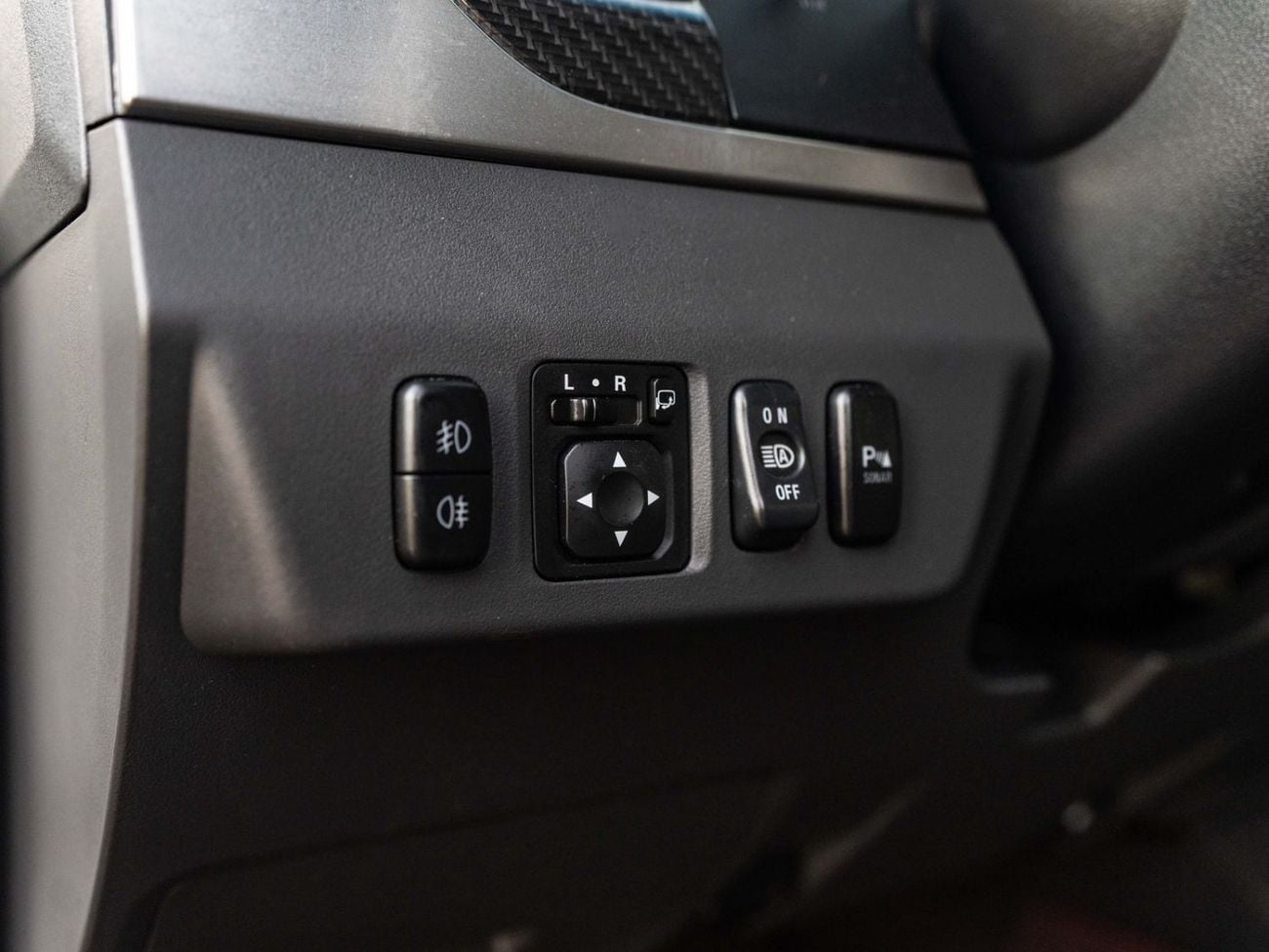 Mitsubishi Pajero GLS H/L SIGNATURE EDI