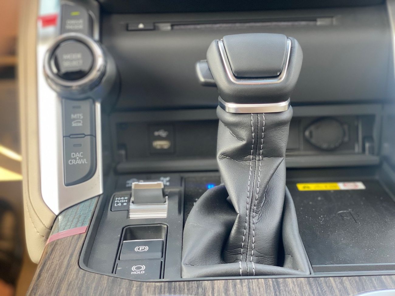 تويوتا لاند كروزر VX 3.5L