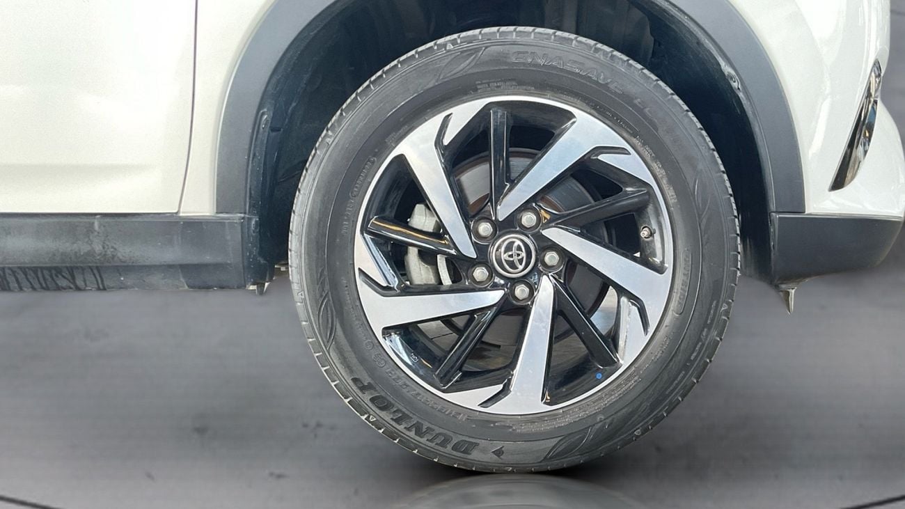 تويوتا راش 1.5 GX AUTO 2WD | شامل الضمان | 0 ﺪﻔﻋﺓ ﺃﻮﻟﻯ