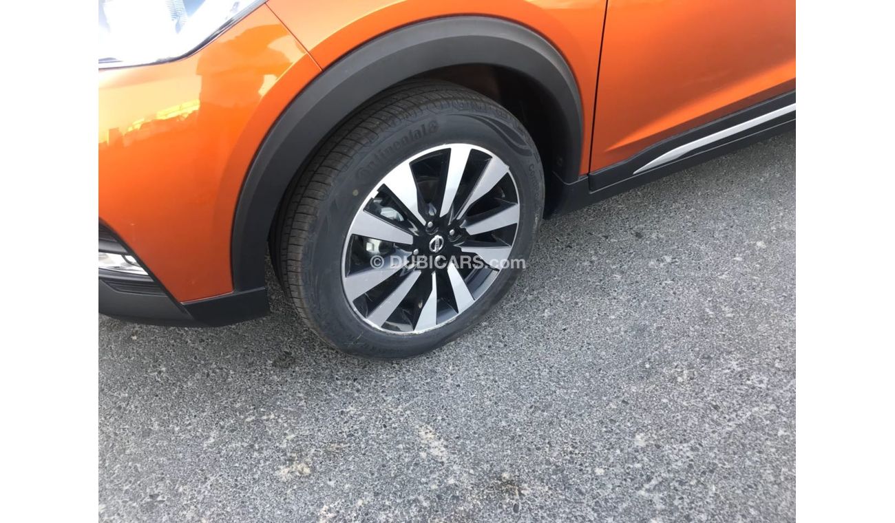 Nissan Kicks camera screen with navation