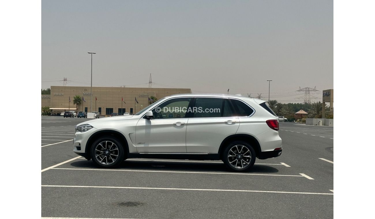 BMW X5 35i Exclusive MODEL 2015 GCC CAR PREFECT CONDITION INSIDE AND OUTSIDE FULL OPTION PANORAMIC ROOF LEA