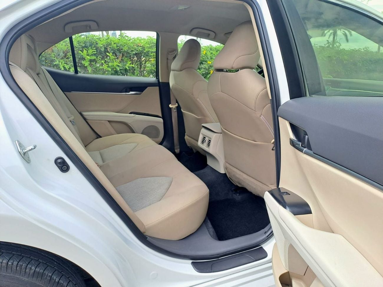 تويوتا كامري GLE 2.5L (204 HP)