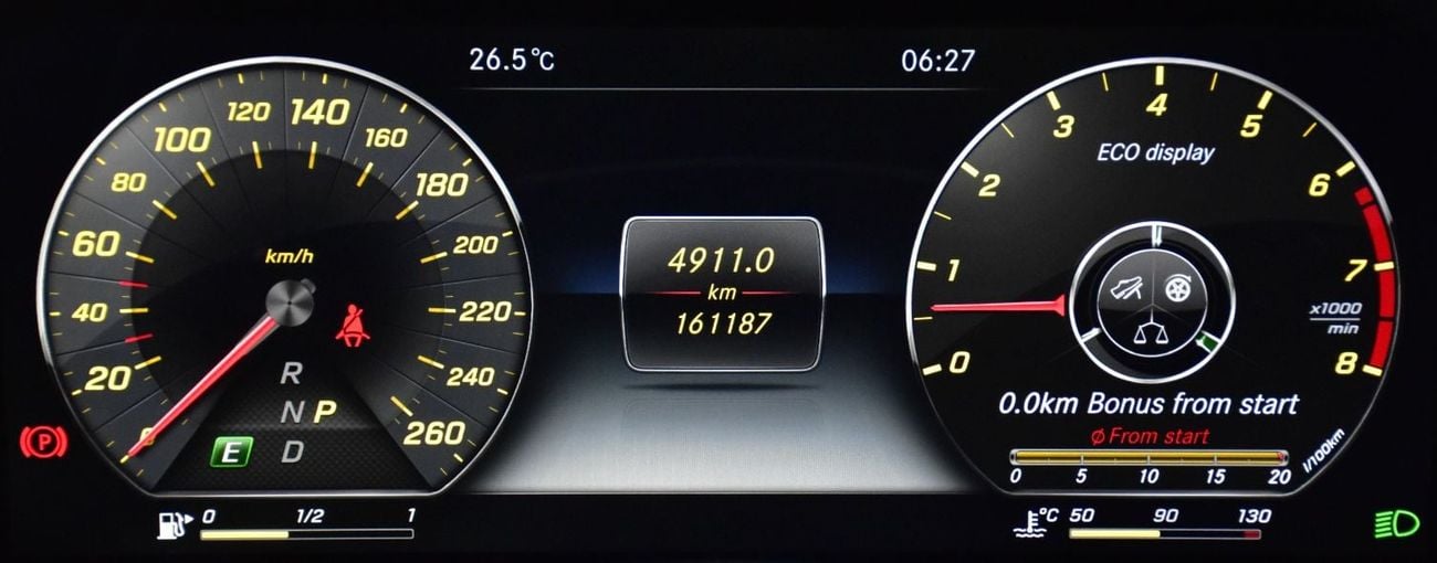 مرسيدس بنز E 400 EXCELLENT DEAL for our Mercedes Benz E400 4Matic ( 2017 Model ) in White Color GCC Specs