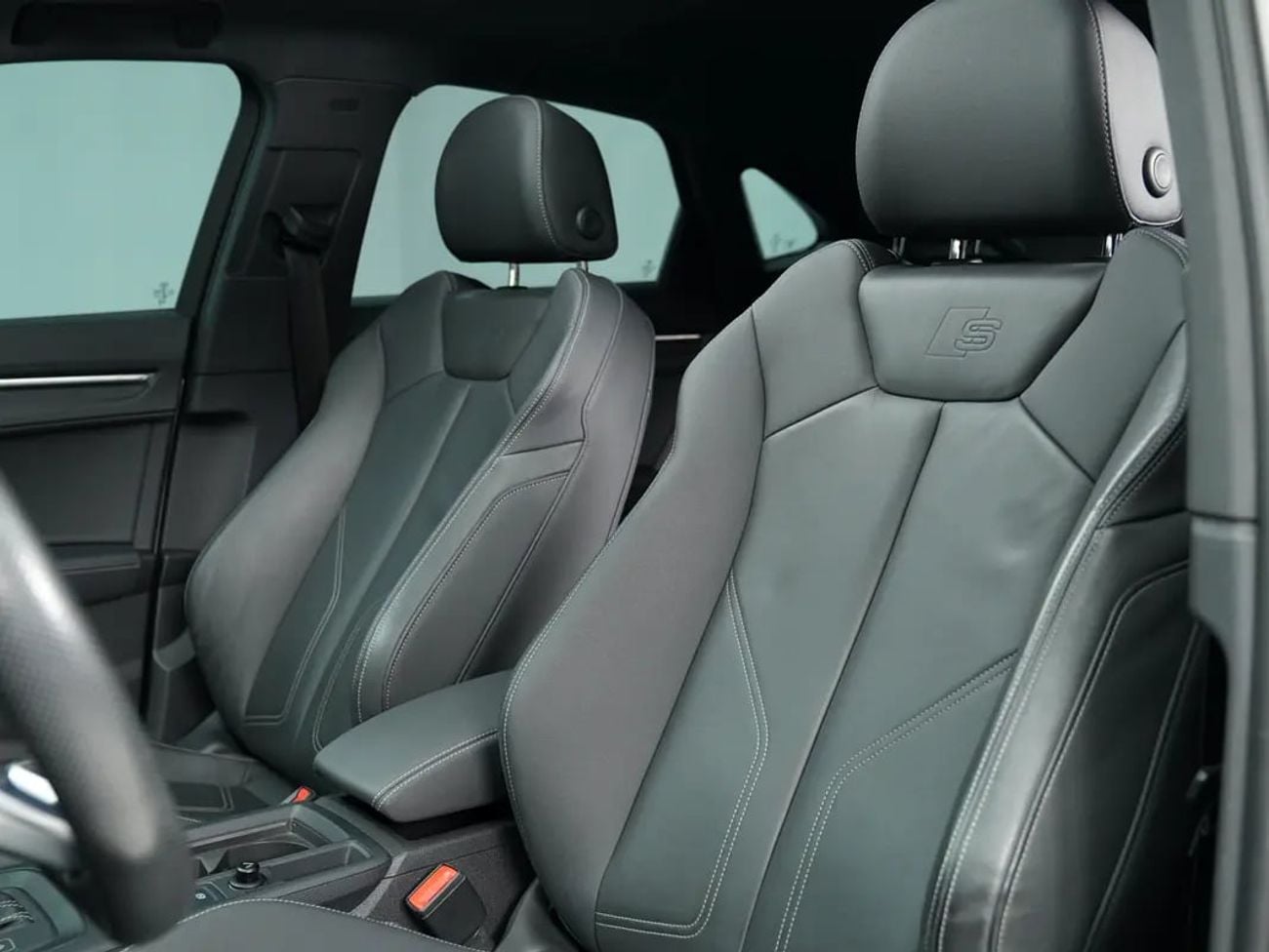 Audi Q3 40 TFSI S-LINE SPORTBACK GCC specs S line Quattro