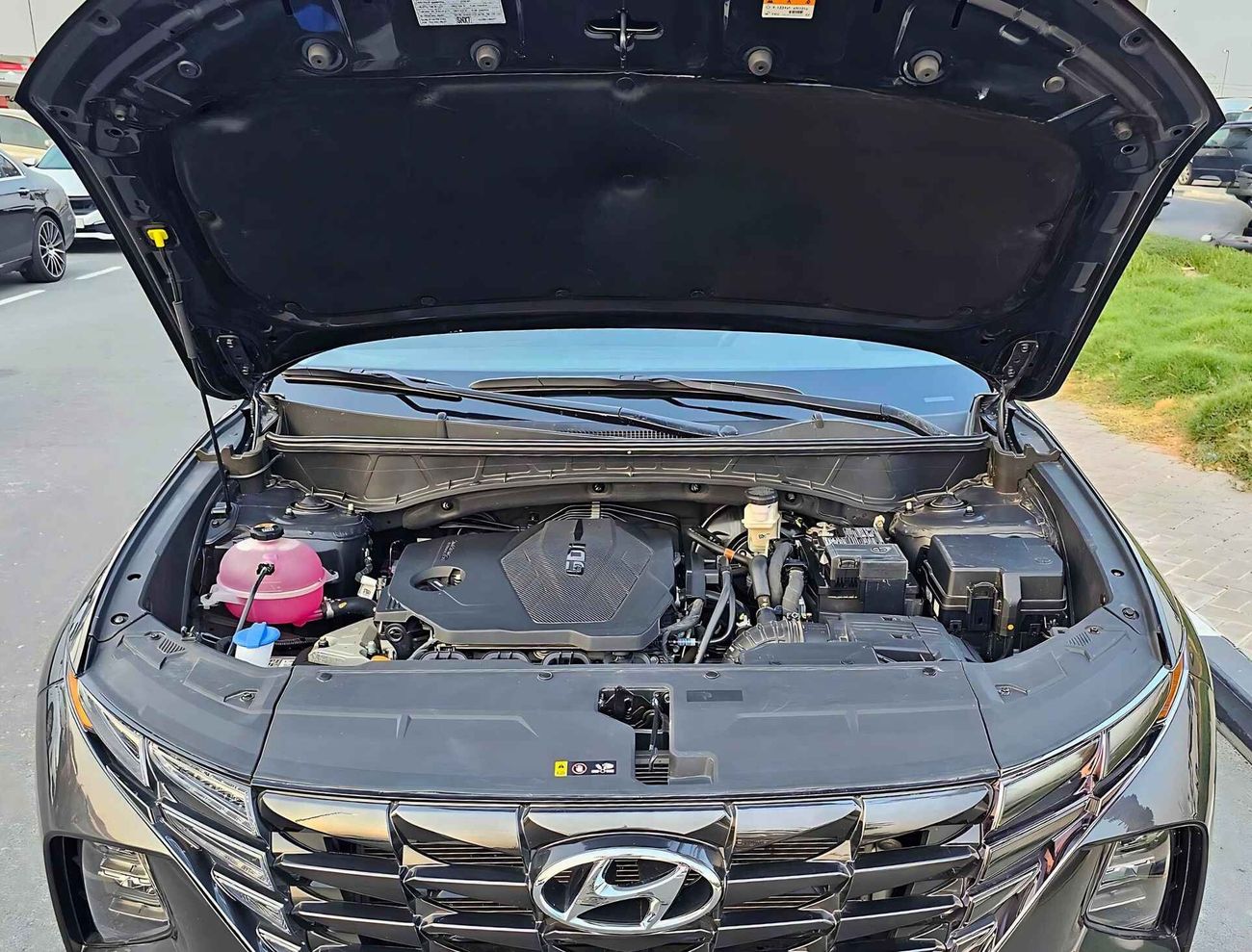 Hyundai Tucson SEL AWD/LOW MILEAGE/ ELECTRIC LEATHER HEATING SEATS/ RADAR LANE ASSIST/ DIFFLOCK/ 1040 M/ LOT#297878