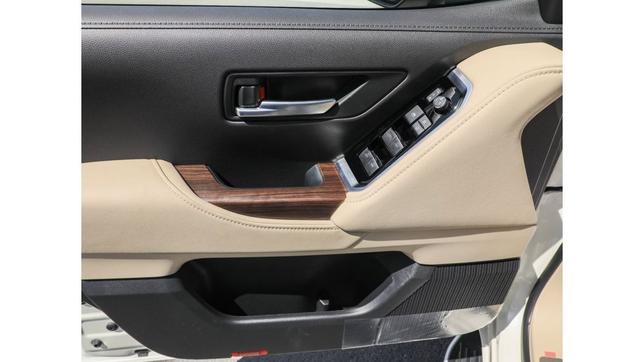 Toyota Land Cruiser LC300 STATION WAGON GXR-V1. For Export