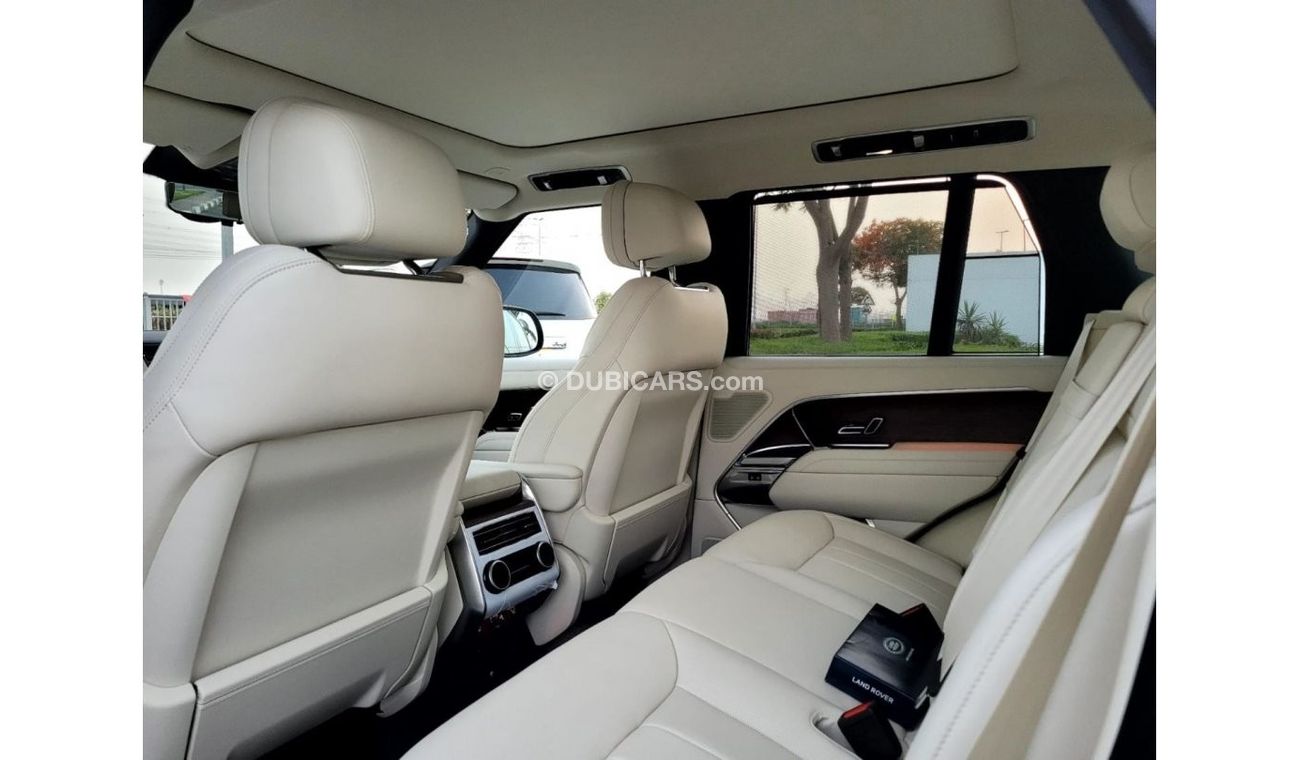 Land Rover Range Rover V8 / GCC Spec / With Warranty & Service