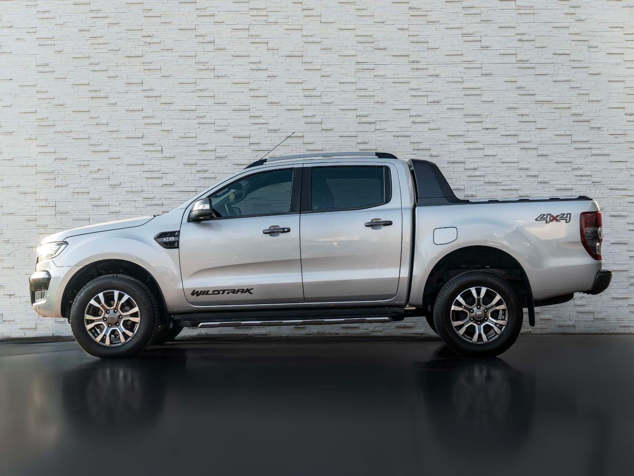 فورد رانجر AED 1,258 • RANGER WILDTRAK • 3.2L TURBO DIESEL ENGINE • FULL SERVICE HISTORY • PRISTINE CONDITION