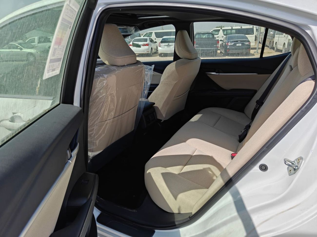 Toyota Camry Toyota Camry LE 2.5L petrol automatic GCC spec FWD