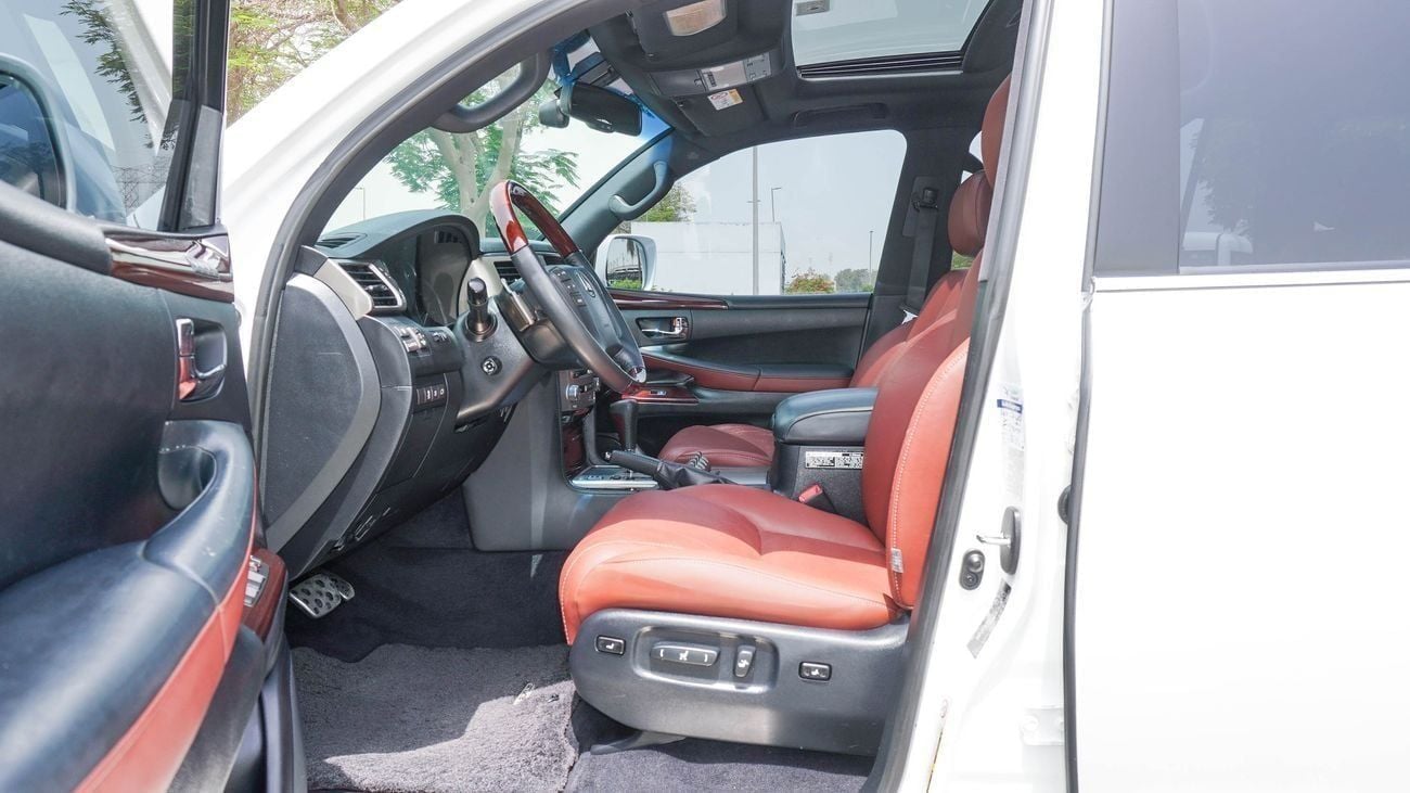 Lexus LX 570 Sport Platinum 5.7L