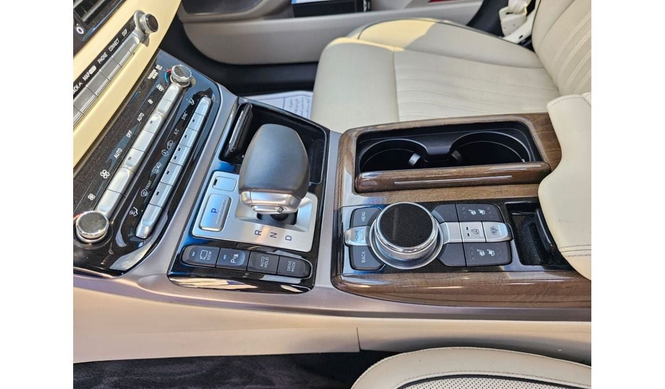 Genesis G90 Premium 3.3L AWD