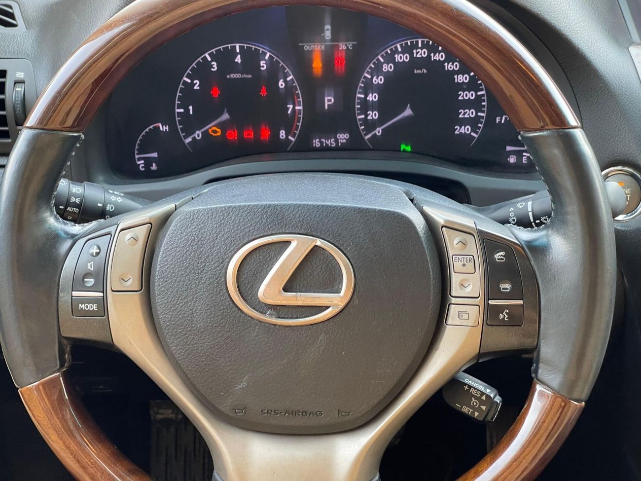 Lexus RX350 F-Sport 3.5L (275 HP) RX 350 / 4x4/GCC / F-SPORT KIT /IN EXCELLENT CONDITION