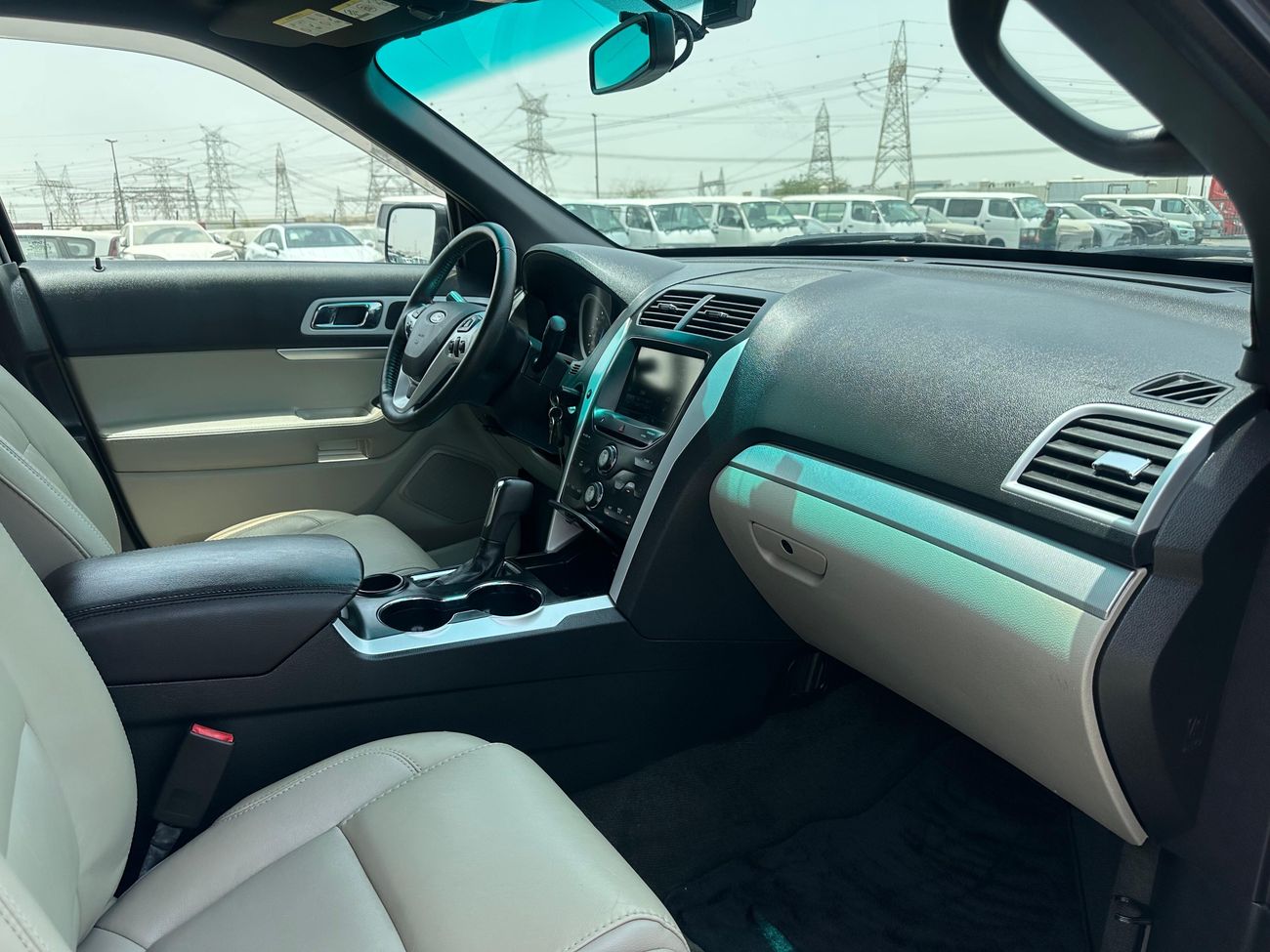 فورد إكسبلورر XLT V4