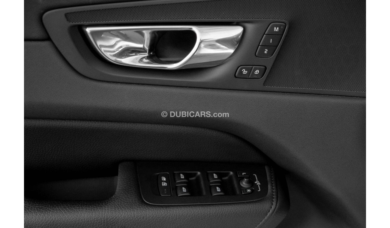 Volvo XC60 2020 Volvo XC60 T5 Momentum / All-Wheel-Drive / Full Volvo Service History and Warranty