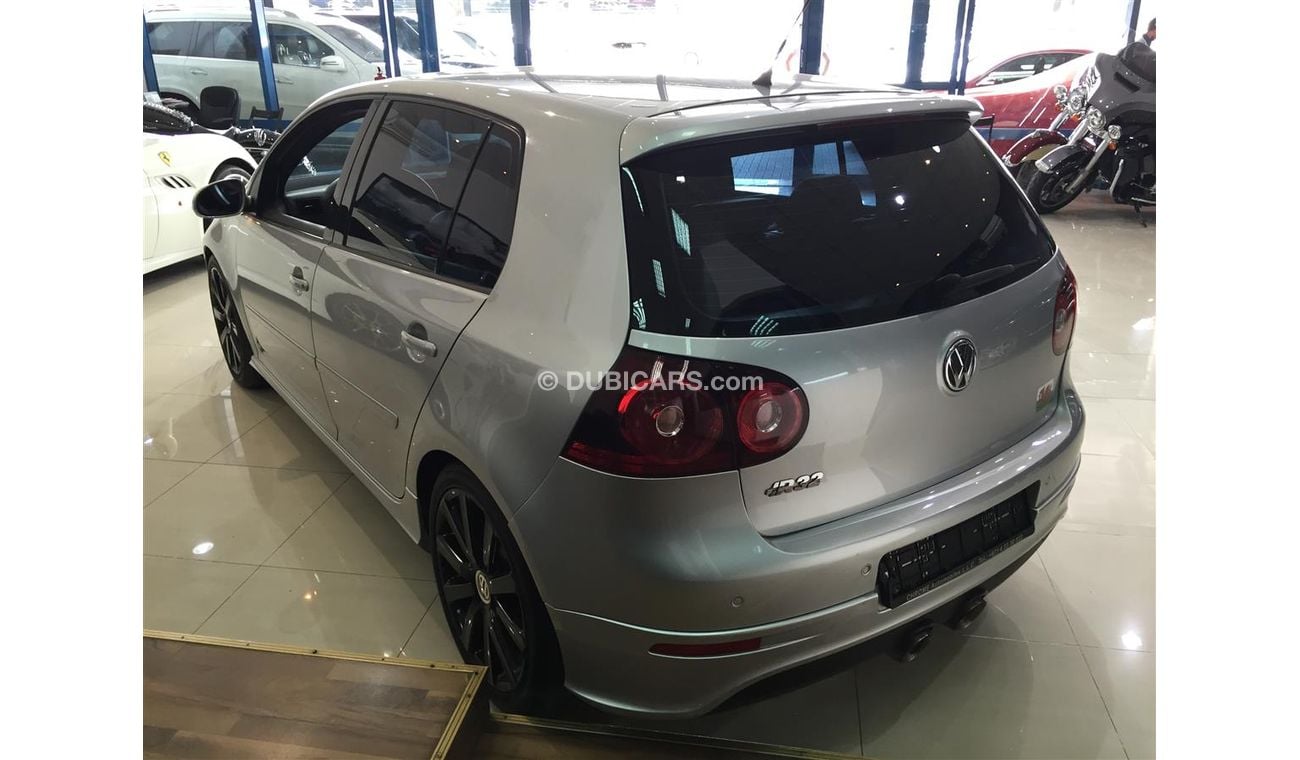 Volkswagen Golf R32 2009 very clean