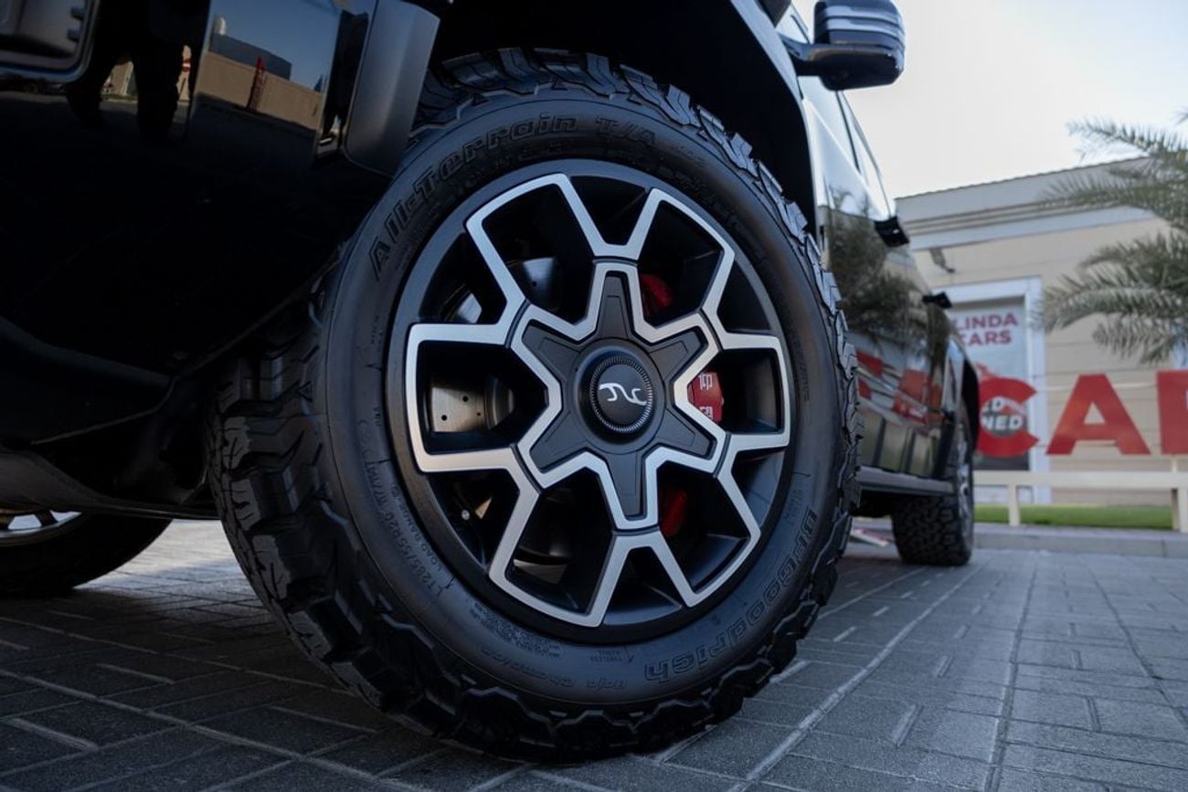 يانغوانغ U8 BYD Yangwang U8 Off-Road Gamer Edition 2024 (BRAND NEW) Chinese Specs with Flexible Down-Payment.