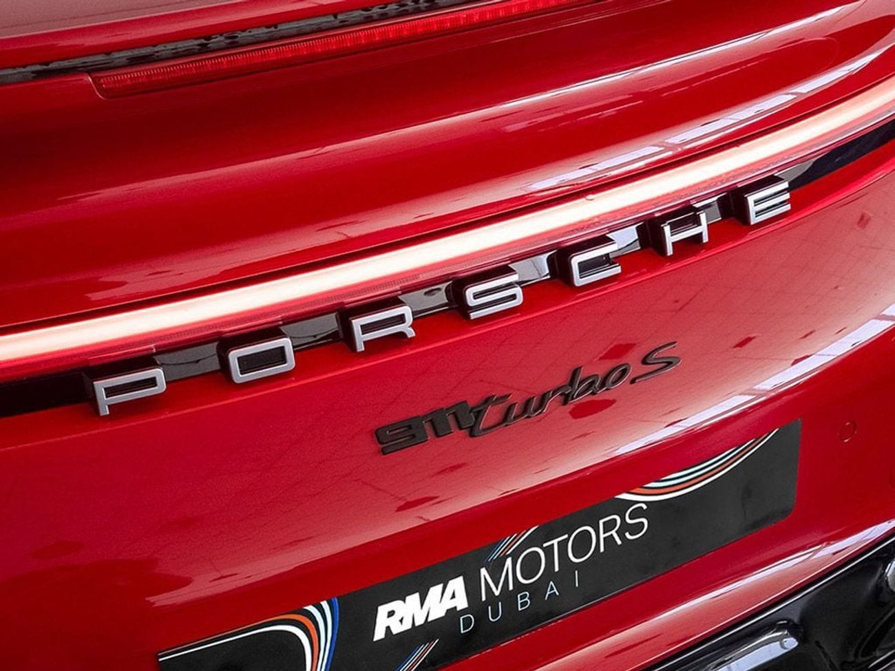 Porsche 911 Turbo S 3.8L (640 HP) Coupe