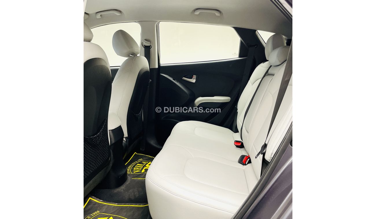 Used Hyundai Tucson LEATHER SEATS + NAVIGATION + 4WD / GCC / 2014