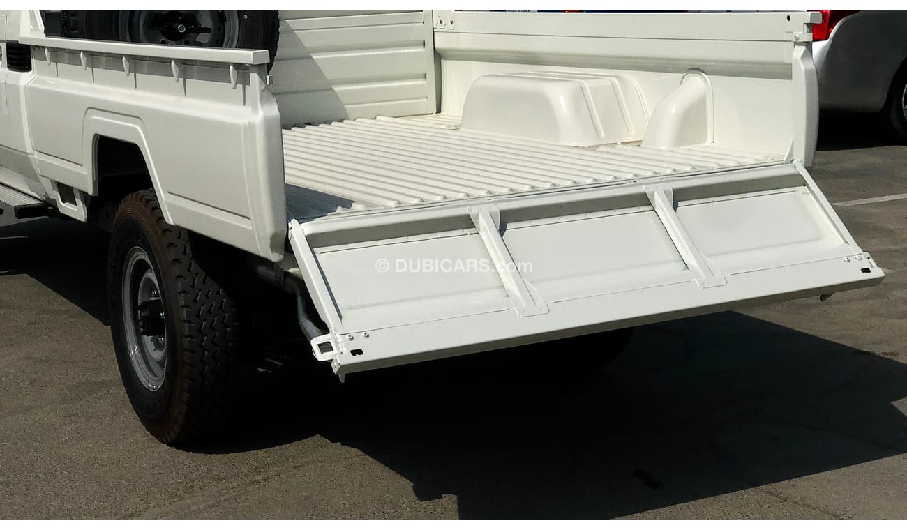 Toyota Land Cruiser Pick Up 4.2L DIESEL 6-CYLINDER  SINGLE CABIN PICKUP 2023