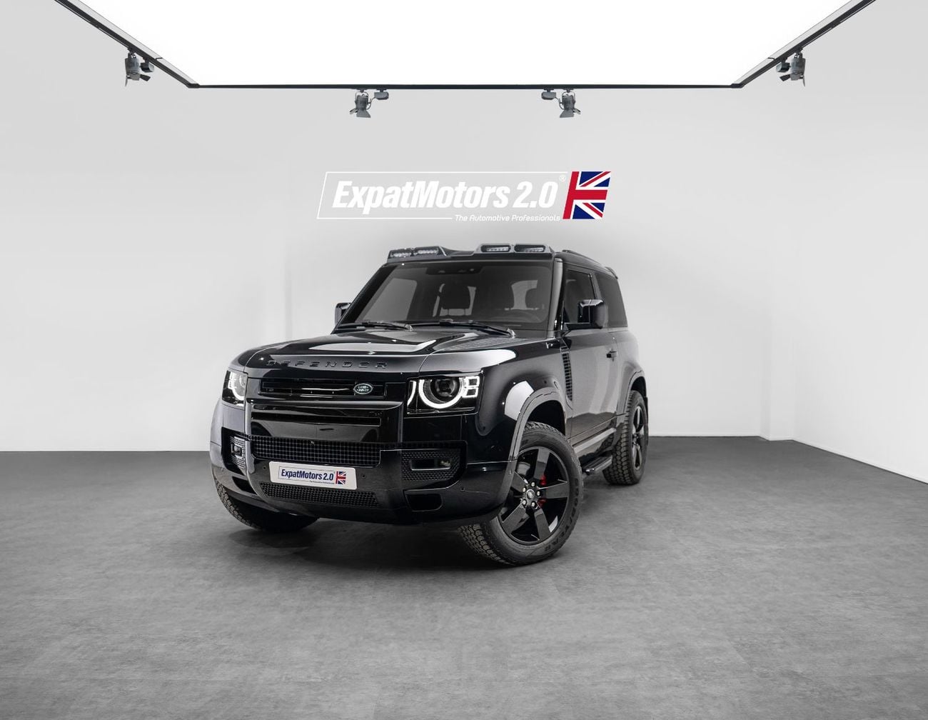 Land Rover Defender P300 90 X-Dynamic