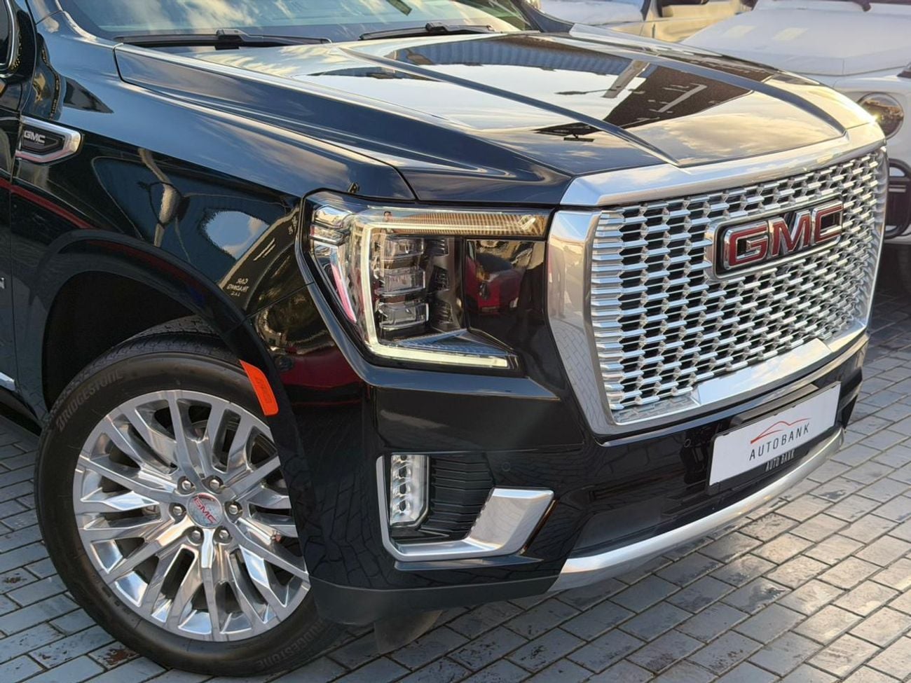 جي أم سي يوكون DENALI 6.2 V8 (AWD)