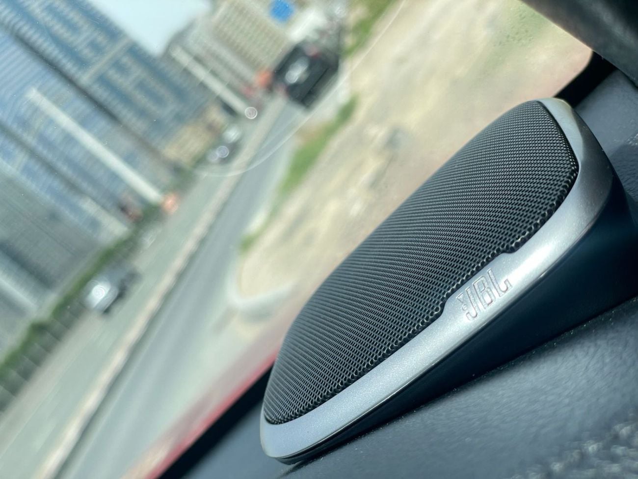 Toyota Hilux diesel engine ,2.8 liter ,Automatic gear ,year model 2024 ,right hand drive ,only for export availab