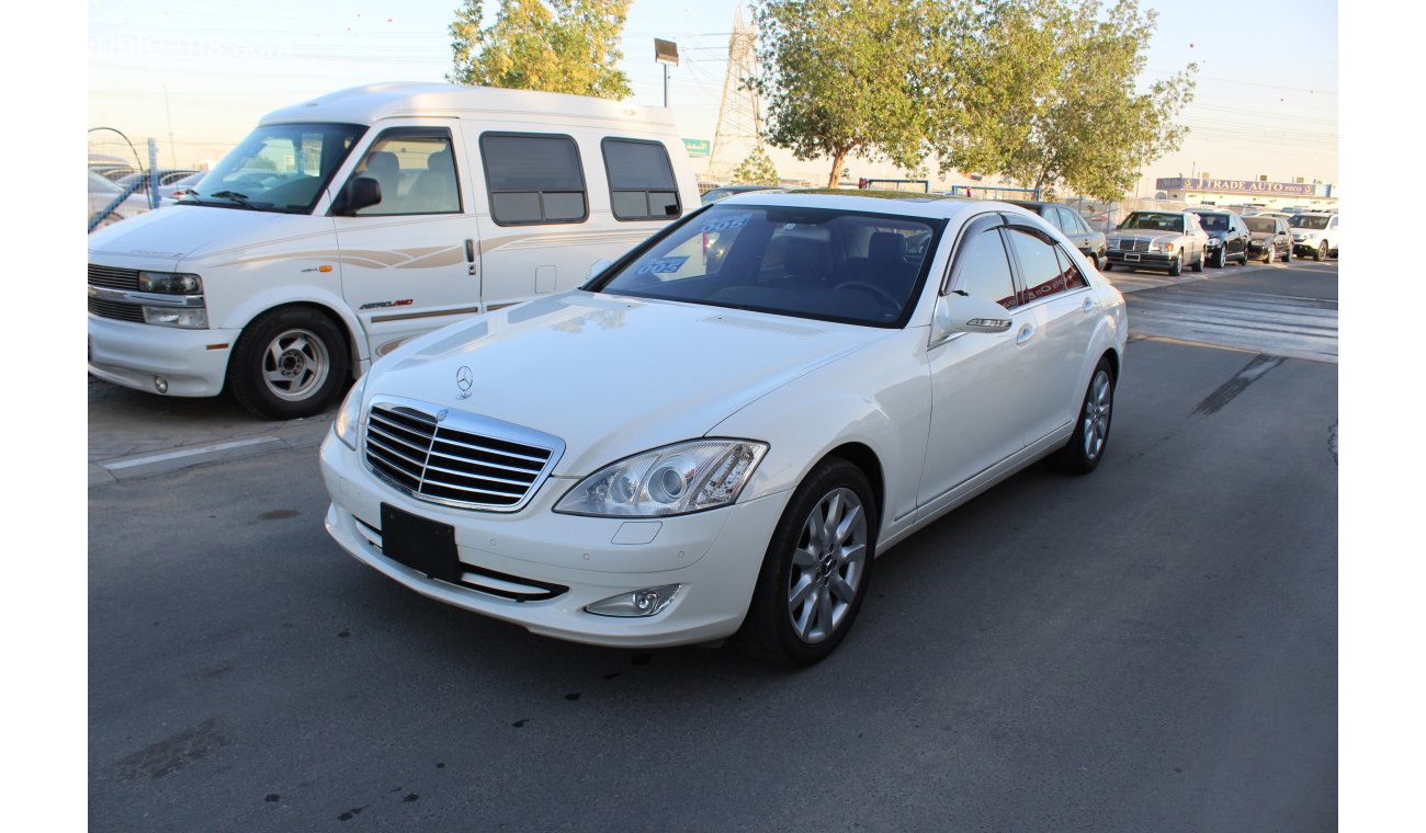 مرسيدس بنز S 500 with S600 badge